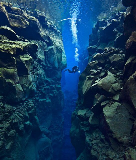 Arnarnes Strytur chimney underwater